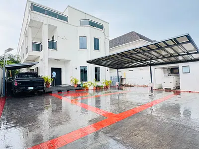 6 Bedroom Detached House with BQ — VGC, Lekki, Lagos