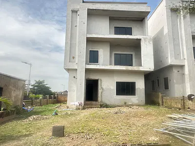 Massive 6 Bedroom Detached Duplex with BQ — Guzape District, Abuja