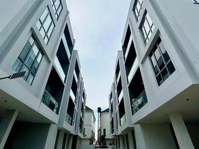 2 Bedroom Furnished Apartment — Chevron, Lekki, Lagos