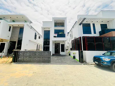 5 Bedroom Detached Duplex — Lekki, Lagos