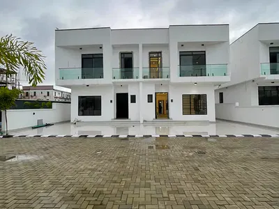 Lovely Finished Contemporary 4 Bedroom Semi-Detached Duplex with BQ, — Lekki, Lagos