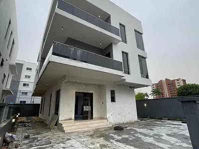 6 Bedroom Fully Detached Duplex with Pool — Old Ikoyi, Ikoyi, Lagos