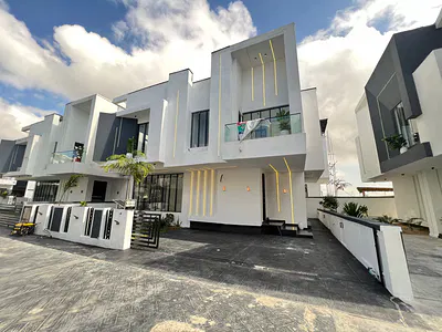 5 Bedroom Luxury Detached Duplex — Lekki, Lagos