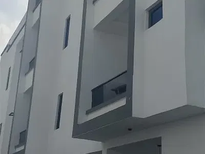 A Very Lovely, Spacious and Well Finish 2 Bedroom Flat — Mende Maryland, Maryland, Lagos