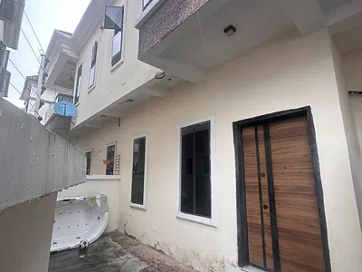 Spacious Apartment with Open-Plan Kitchen — Lekki, Lagos