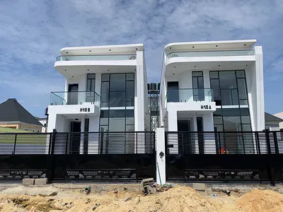 Beautiful 5 Bedroom Duplex with a BQ — Lekki, Lagos