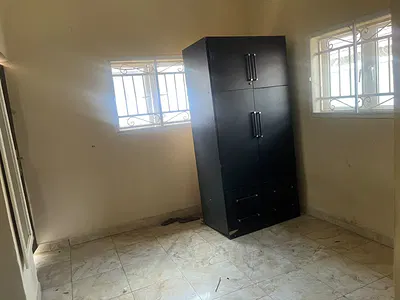 1 Room Self-Confidence — Gwarinpa, Abuja