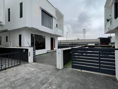 5 Bedroom Detached Duplex — Lekki, Lagos