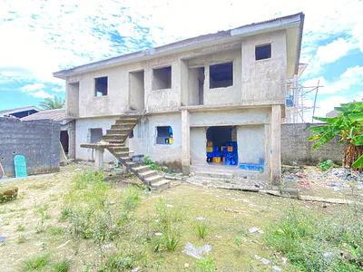 430SQM Cornerpiece Land with an Existing Structure — United Estate, Sangotedo, Ajah, Lagos