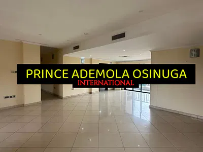 High Floor Premium 4 Bedroom Apartment, BQ, Tennis, Gym, Pool Etc — Ikoyi, Lagos