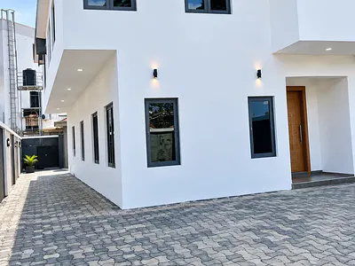 5-Bedroom Detached Duplex with Boys' Quarters — Lekki, Lagos