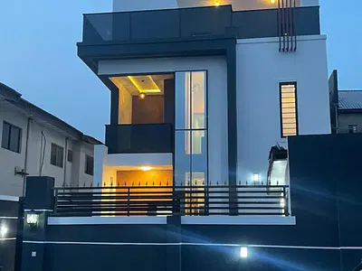 5 Bedroom Luxury Smart Home with Swimming Pool & BQ — Magodo, Lagos