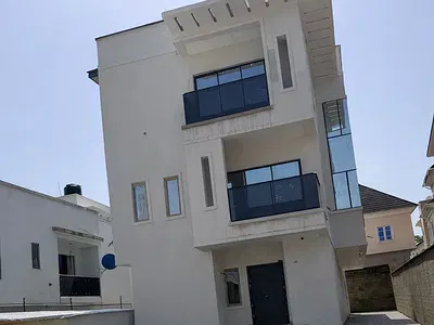 4 Bedroom Semi-Detached Duplex — Phase 2, Magodo, Lagos
