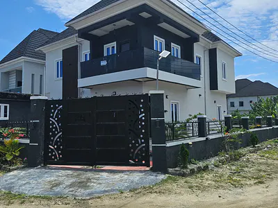 4 Bedroom Detached Duplex with Security House — Lekki, Lagos