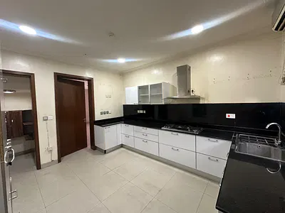 4-Bedroom Townhouse with Swimming Pool — Ikoyi, Lagos
