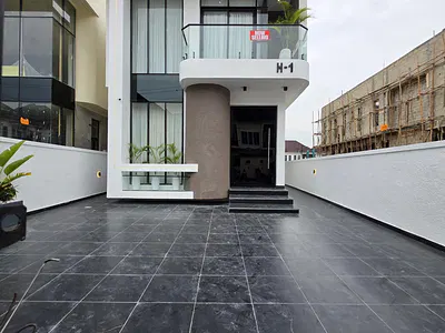 5 Bedroom Fully Detached Duplex — Lekki, Lagos