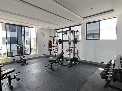 Luxury 4 Bedroom Terrace Duplex with BQ, Pool, Game House, and Gym. — Ikoyi, Lagos