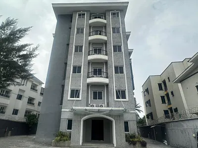 Block of 6 Apartments with BQ Units — Oroke Drive, Ikoyi, Lagos