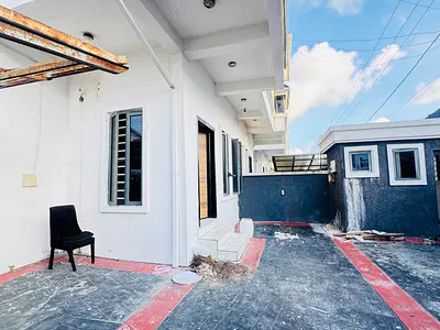 Spacious 4bedroom Fully Detached Duplex +BQ — Lekki, Lagos