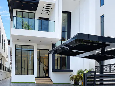 5-Bedroom Fully Detached Home — Lekki, Lagos