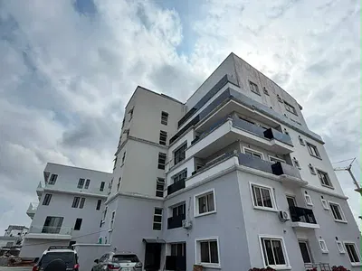 3 Bedroom Luxury Apartment with En-Suite — Ikoyi, Lagos