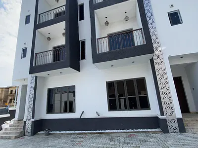 4 Bedrooms Terrace — Gilmore, Jahi, Abuja