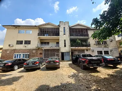 3 Bedrooms Flat — 3rd Avenue, Gwarinpa, Abuja