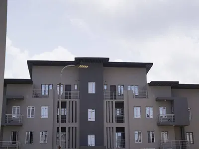 Luxury 3 Bedroom Apartment a BQ with Excellent Facility — Ajah, Lagos