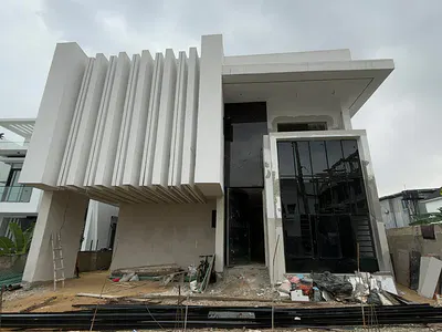 5 Bedroom Luxury Detached Duplex with Pool — Lekki, Lagos
