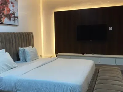 Units of 3 Bedroom Furnished Apartments with BQ, Elevator, Lounge — Ikoyi, Lagos