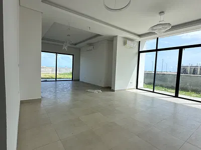 High End 4 Bedroom Beachfront Home — Victoria Island (VI), Lagos