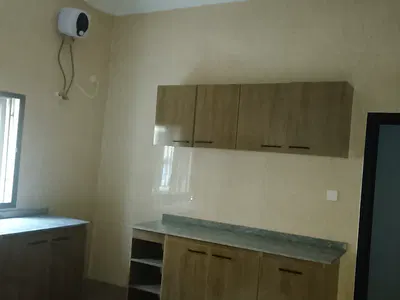 3bedroom Flat Behind Dunamis — Airport Road Behind Dunamis Glory Dome, Lugbe District, Abuja