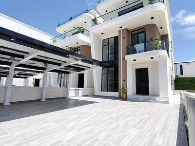 Exquisite Luxurious Contemporary 5 Bedroom Fully Detached Plus BQ and — Lekki, Lagos