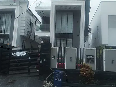 5 Bedroom Fully Detached Duplex — Ajah, Lagos