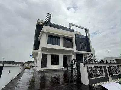 7 Bedroom Fully Detached Duplex — Lekki, Lagos