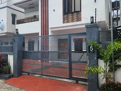 Well Maintained 4 Bedroom Fully Detached House — Lekki, Lagos