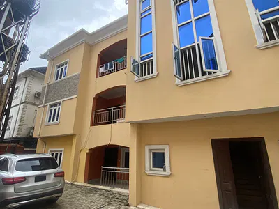 Fully Serviced Clean 3 Bedroom Apartment in a Well Secured Estate — Chevron, Lekki Phase 2, Lekki, Lagos