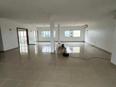 4 Bedroom Penthouse with Gym and Pool — Ikoyi, Lagos