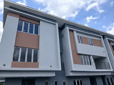 4 Bedroom Terraced Duplex — GRA Gate a, GRA, Ogudu, Lagos