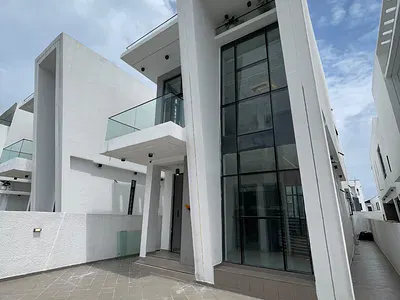 5 Bedroom Detached Duplex with BQ — Lekki, Lagos