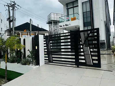 5 Bedroom Detached Duplex — Lekki, Lagos