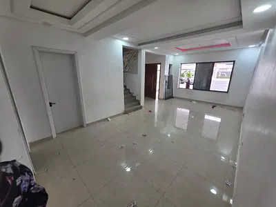Fully Serviced 4 Bedroom Corner Piece Terrace Duplex — Secured Estate Lekki, Ologolo, Lekki, Lagos