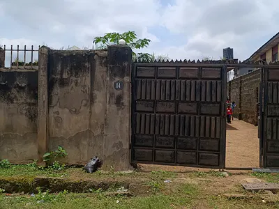 Habitable Uncompleted Units of Flat at Decking — Olaogun, Onideure, Alakia, Ibadan, Oyo