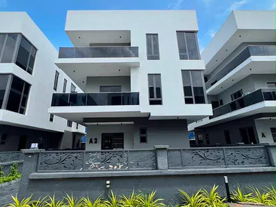 6-Bedroom Fully Detached Duplex — Spacious 6-Bedroom Fully Detached Duplex, Ikoyi, Lagos