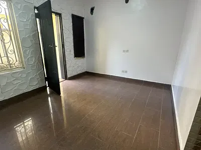 2 Bedroom Apartment with Running Gen From 6pm-5am — Lekki, Lekki Phase 1, Lekki, Lagos