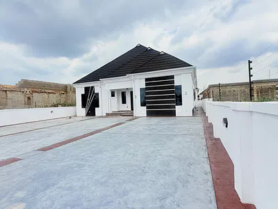 3 Bedroom Detached Bungalow in an Estate — Bluestone Estate, Mowe Town, Ogun