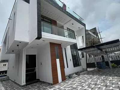 Luxury 5 Bedroom Fully Detached Duplex with BQ, Cinema, Gym, Pool — Ajah, Lagos