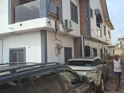 Well Maintained 4 Bedroom Semi Detached Duplex with BQ — Magodo, Lagos