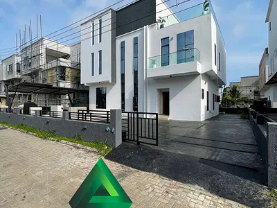 Contemporary 5 Bedroom Detached Duplex + Pool, Cinema, BQ, Rooftop — Osapa London, Lekki, Lagos