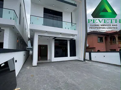 Luxury 5 Bedroom Detached Duplex with Swimming Pool, BQ — Lekki, Lagos